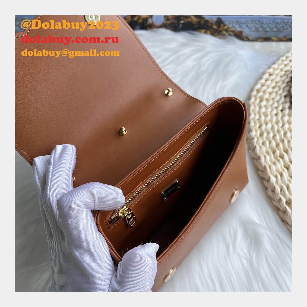 Buy Best 1:1 Replicas Dolce & Gabbana DG Logo 9112 Hand Bag