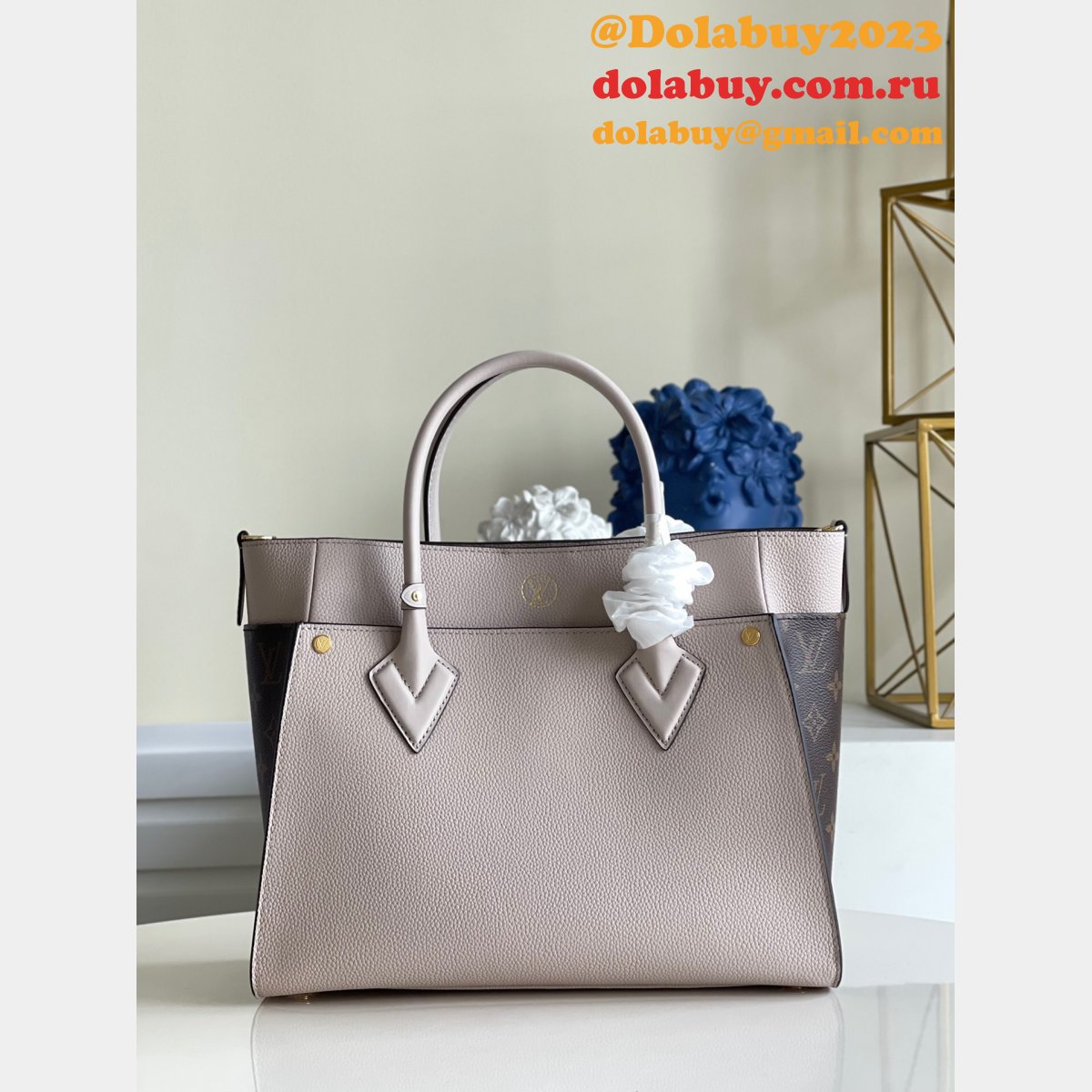 1:1 Replica Louis Vuitton On My Side MM High End Leathers M58485/M56934 Handbags