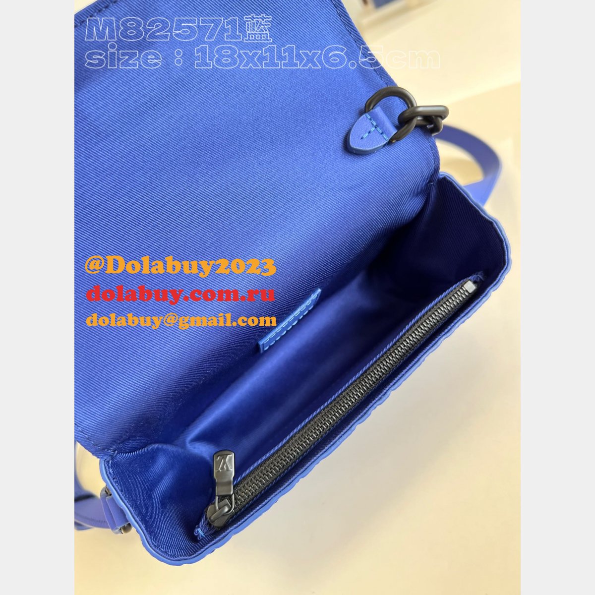 Steamer Wearable Wallet M82571 Designer Louis Vuitton Replica Bag