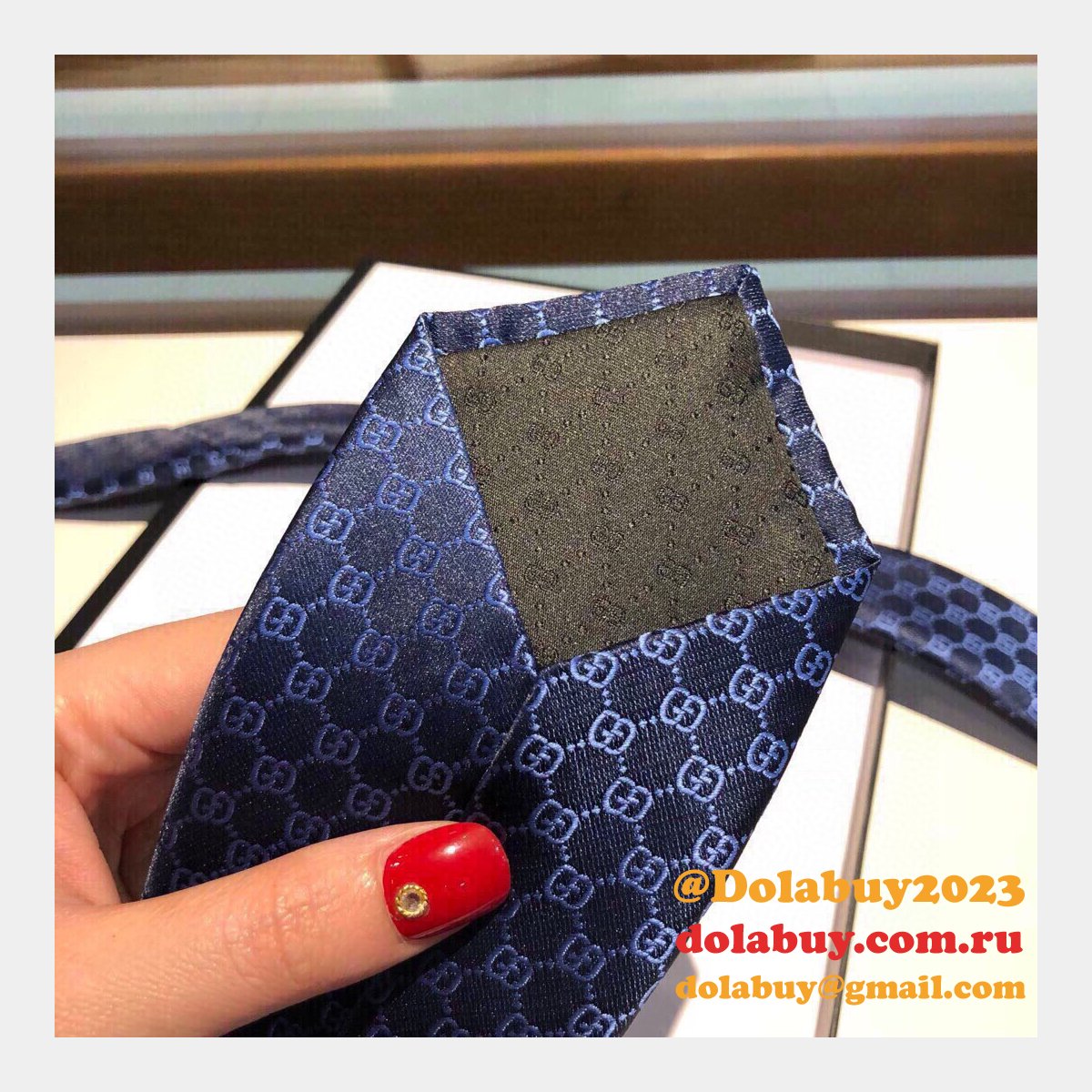 Replica Gucci Ties for Men Round neck