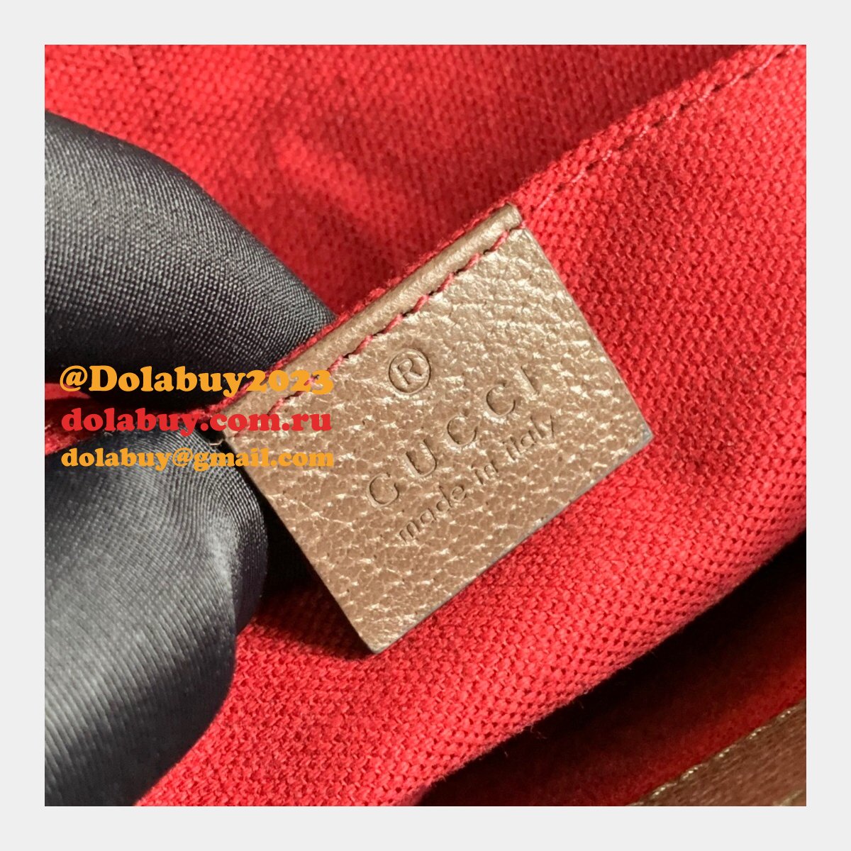 High Quality Gucci Replica 658542 GG Messenger bag in GG Supreme
