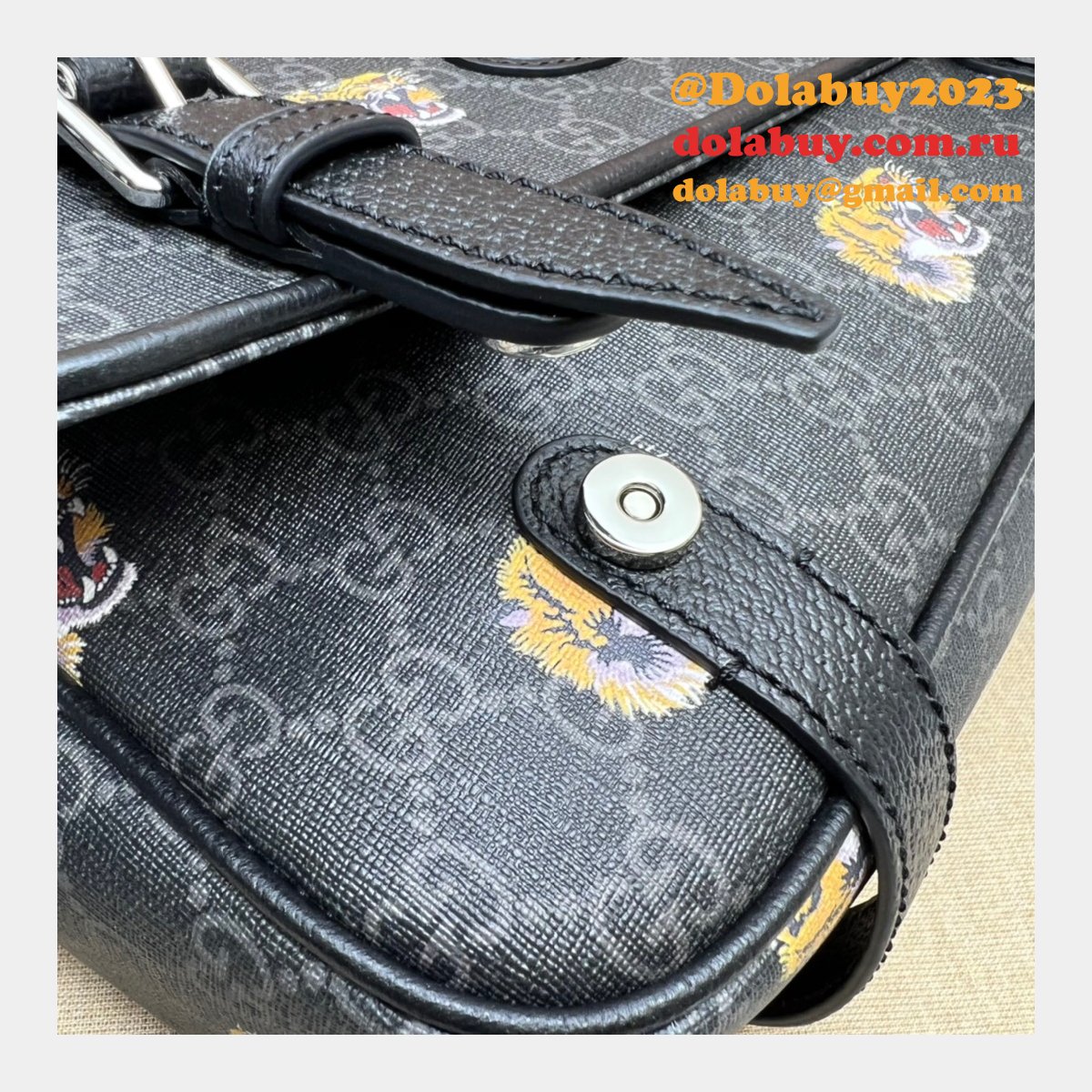 High quality Designer Replica Gucci 658542 GG Messenger Bag