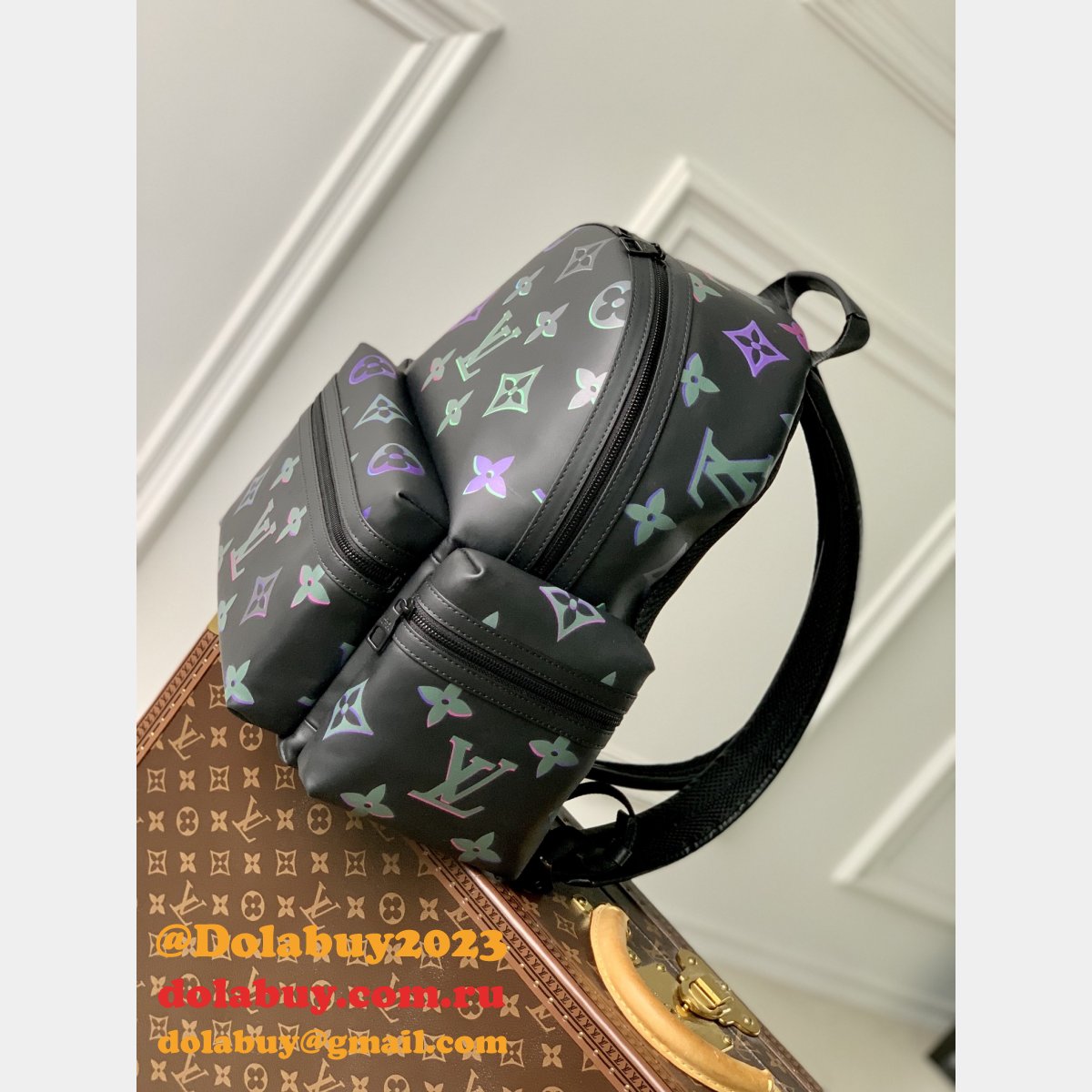 Fake Louis Vuitton 1:1 AAA Comet Backpack Men M22488 Bag