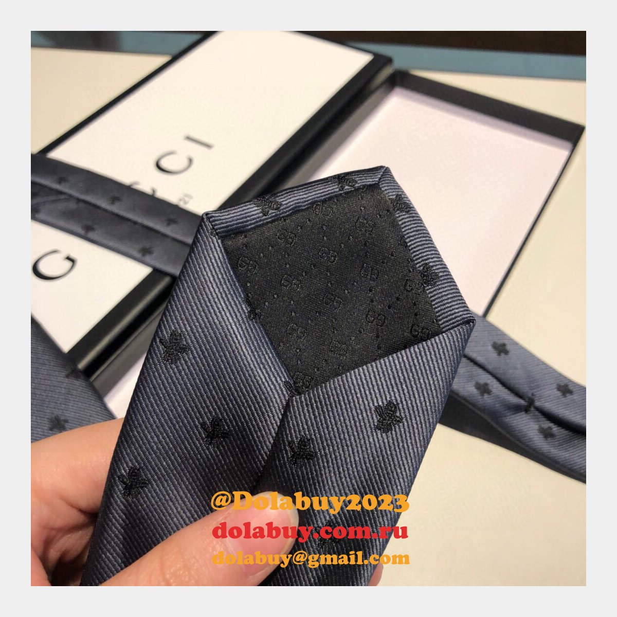 Gucci Huffero Designer Twill Silk Tie for Men Necktie