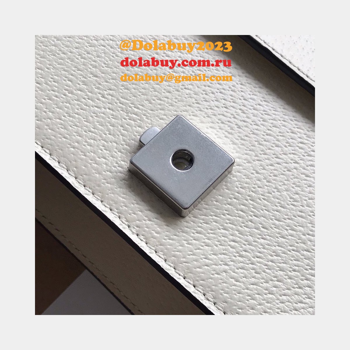 Buy Online Gucci Dionysus GG Surpeme Mini 421970 White Bag