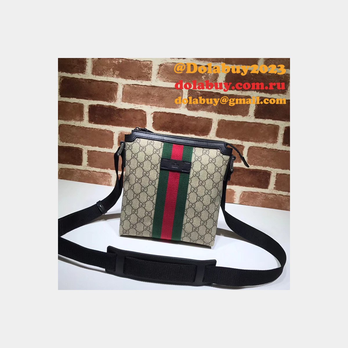 Top Quality Gucci Web GG Supreme Flat Messenger Replica 471454 Bag