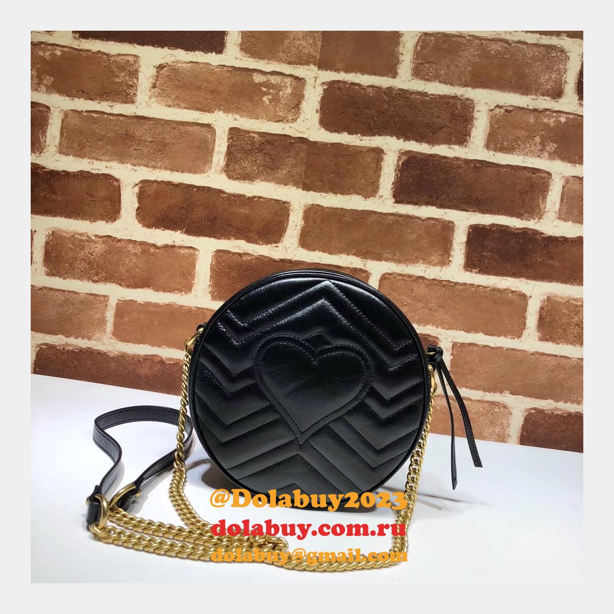 Top Quality 550154 Gucci GG Marmont mini round shoulder bag