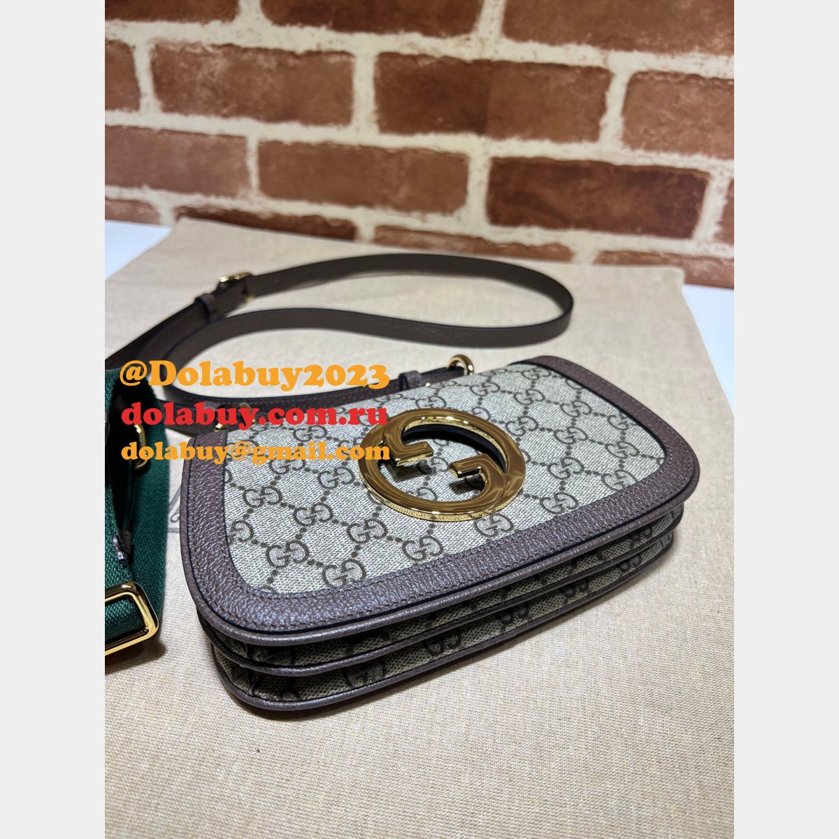 How to Find Designer Replica Gucci Blondie 698643 Shoulder Bag
