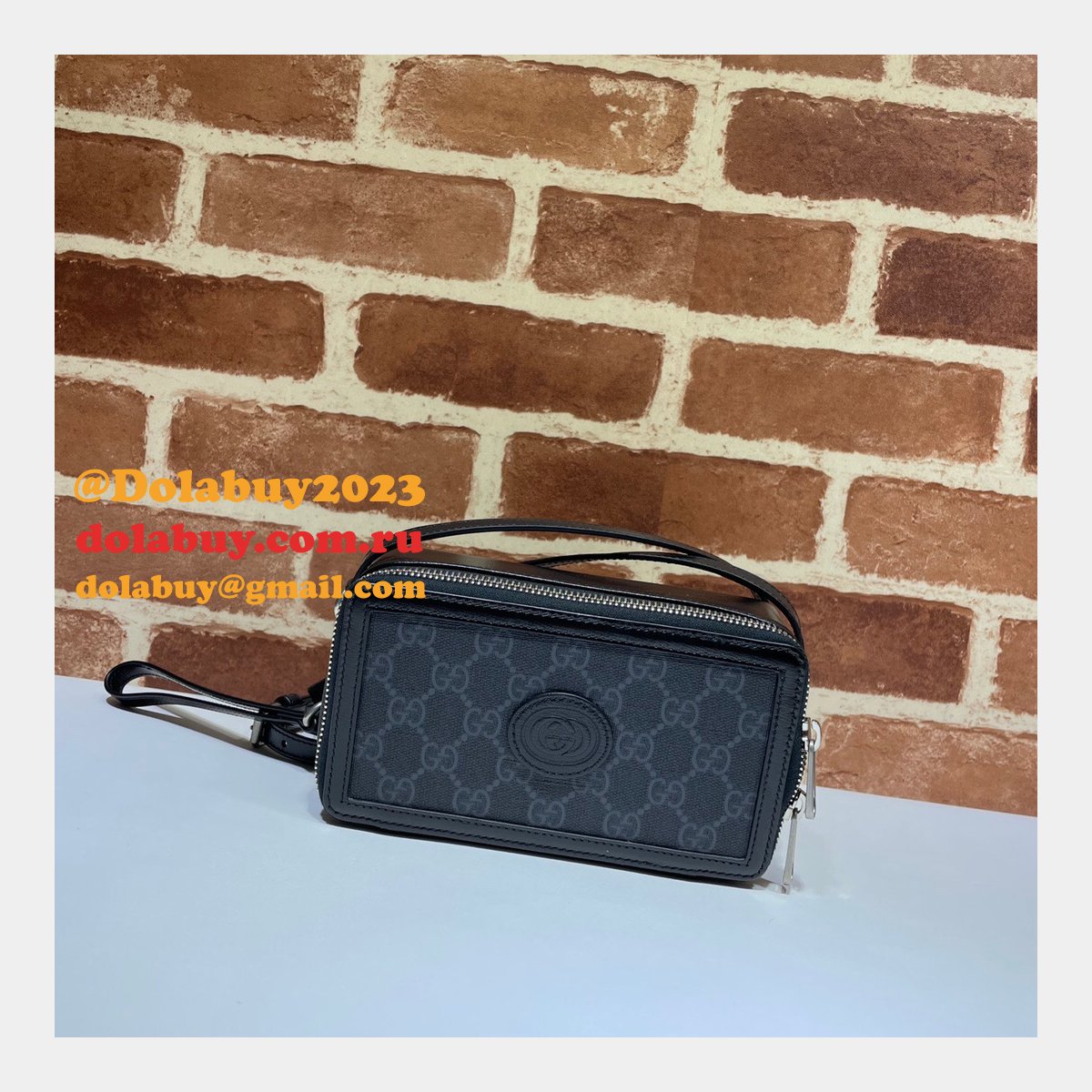 Gucci Luxury Designer Mini bag with Interlocking G 671674 GG Supreme