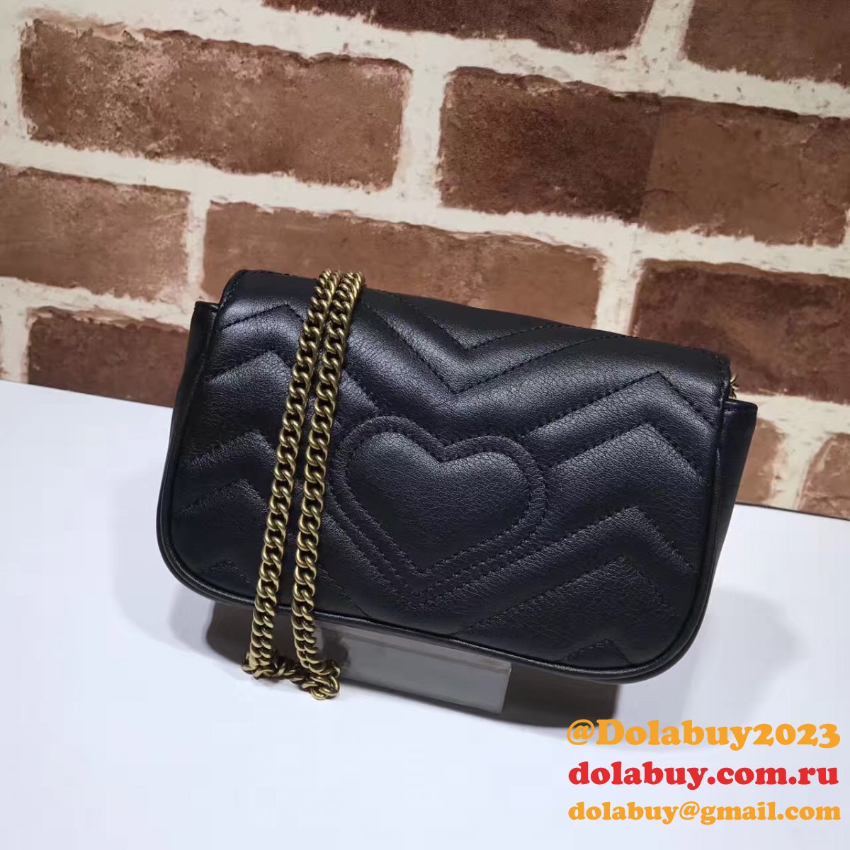 Gucci Marmont Fashion Mini Chevron bag 476433