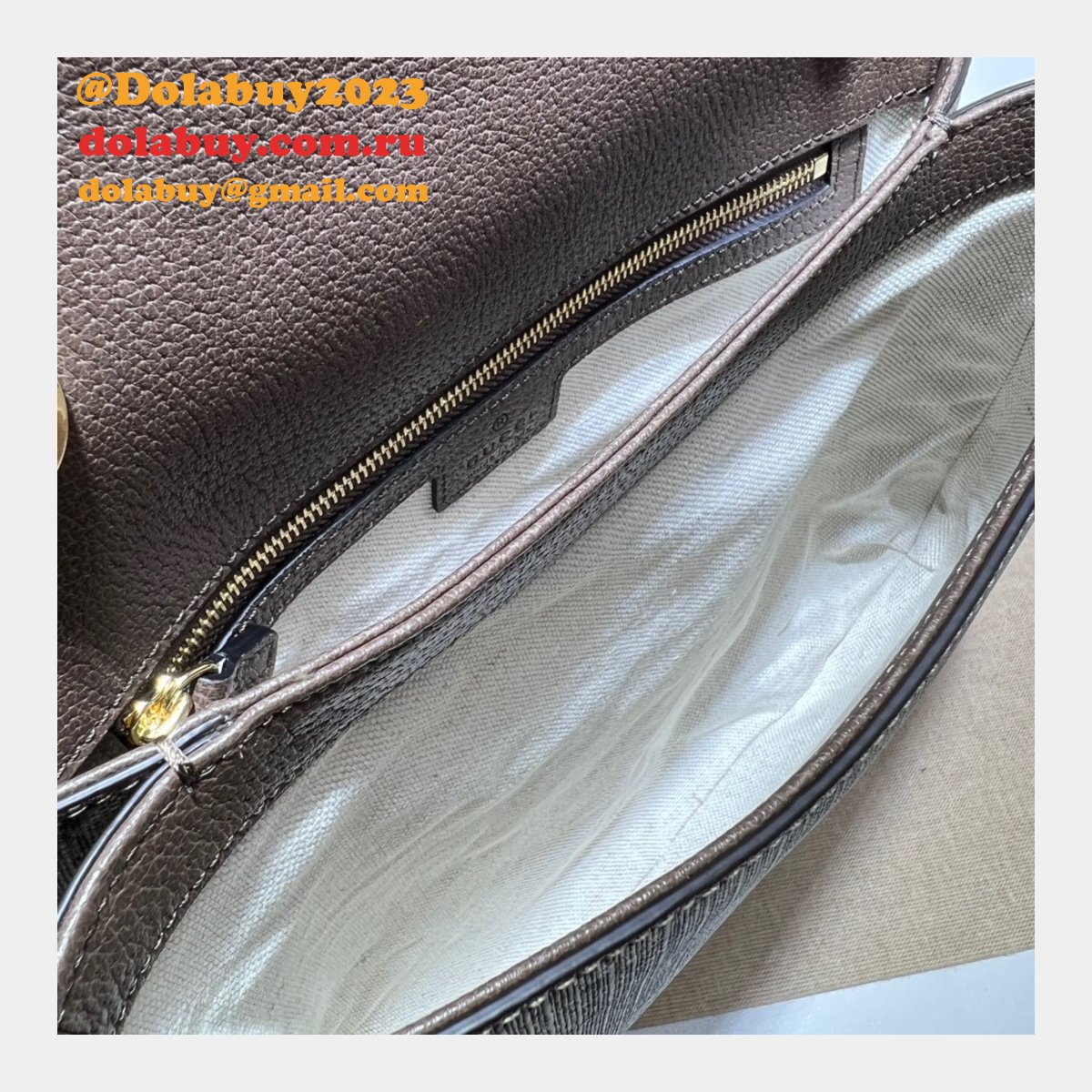 Faux Gucci Medium bag Messengers round Interlocking G 699210