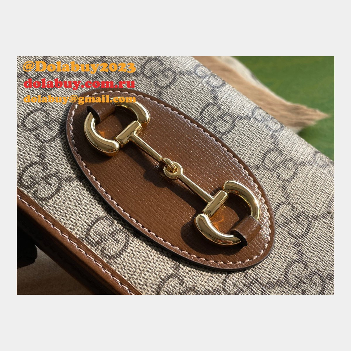 Designer Gucci Replicas Horsebit 1955 wallet with chain 621892 GG Supreme
