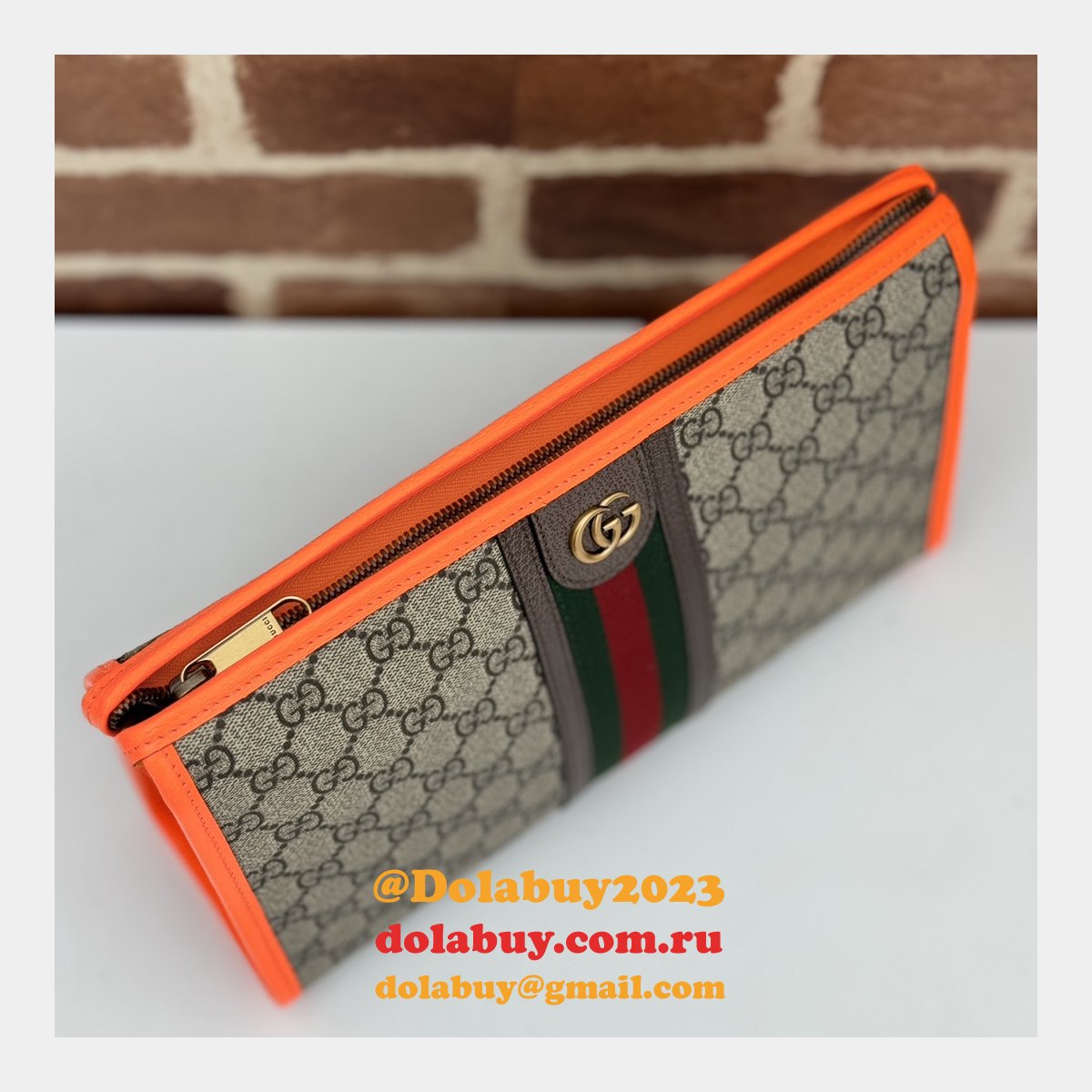 Designer Gucci Replicas 598234 Duplicate GG Supreme Ophidia Toiletry Case