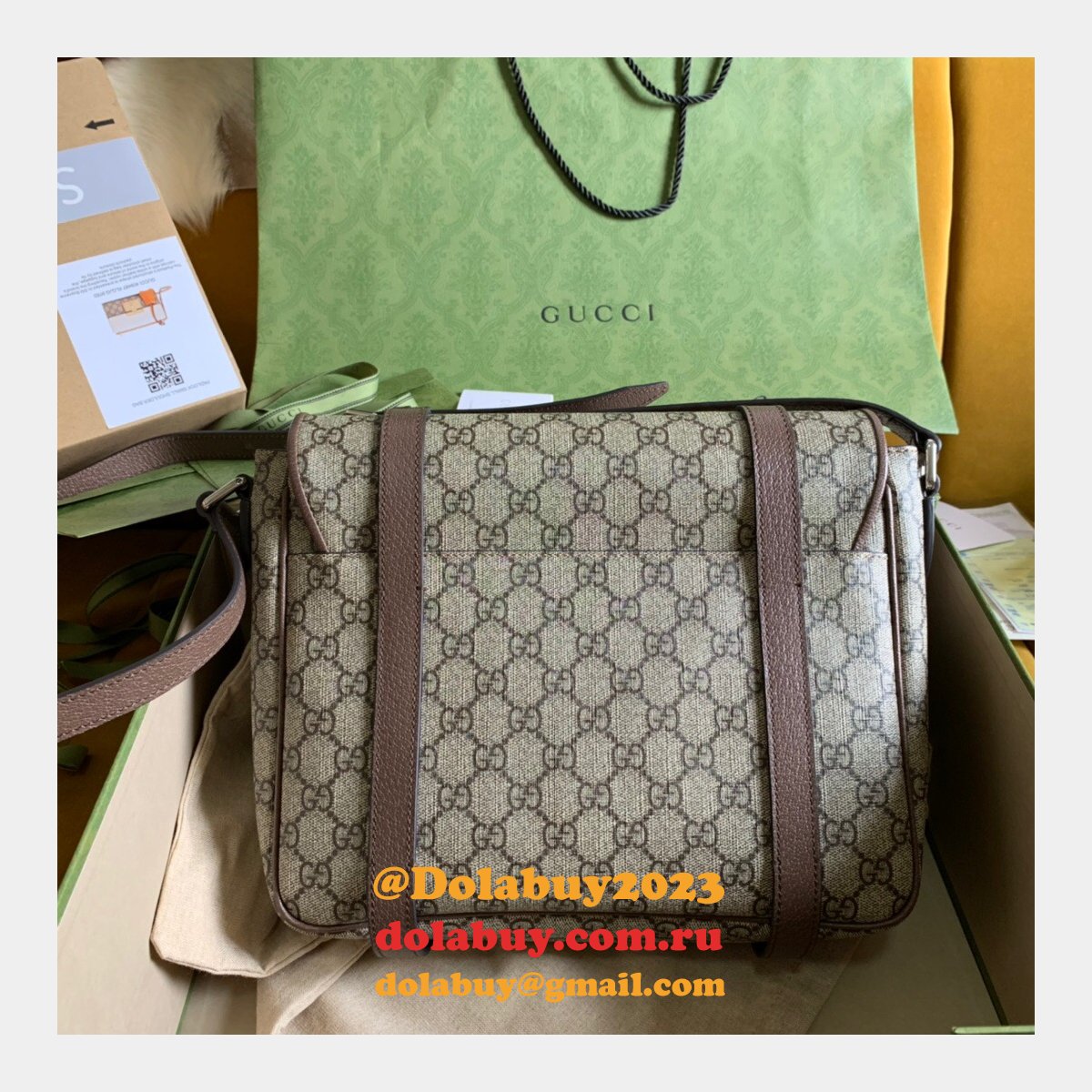 High Quality Gucci Replica 658542 GG Messenger bag in GG Supreme