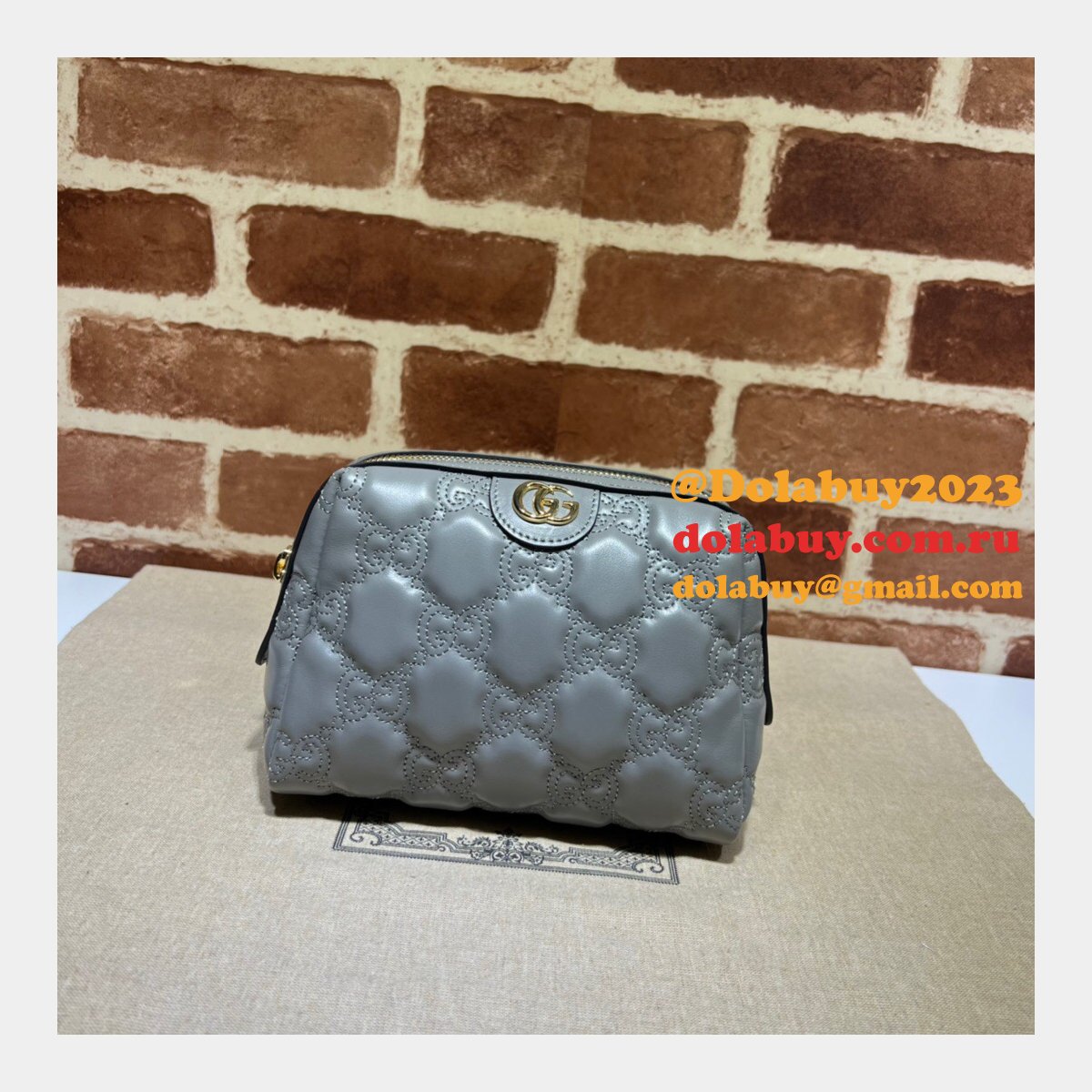 Designer Gucci GG Matelassé beauty 726047 case Bag