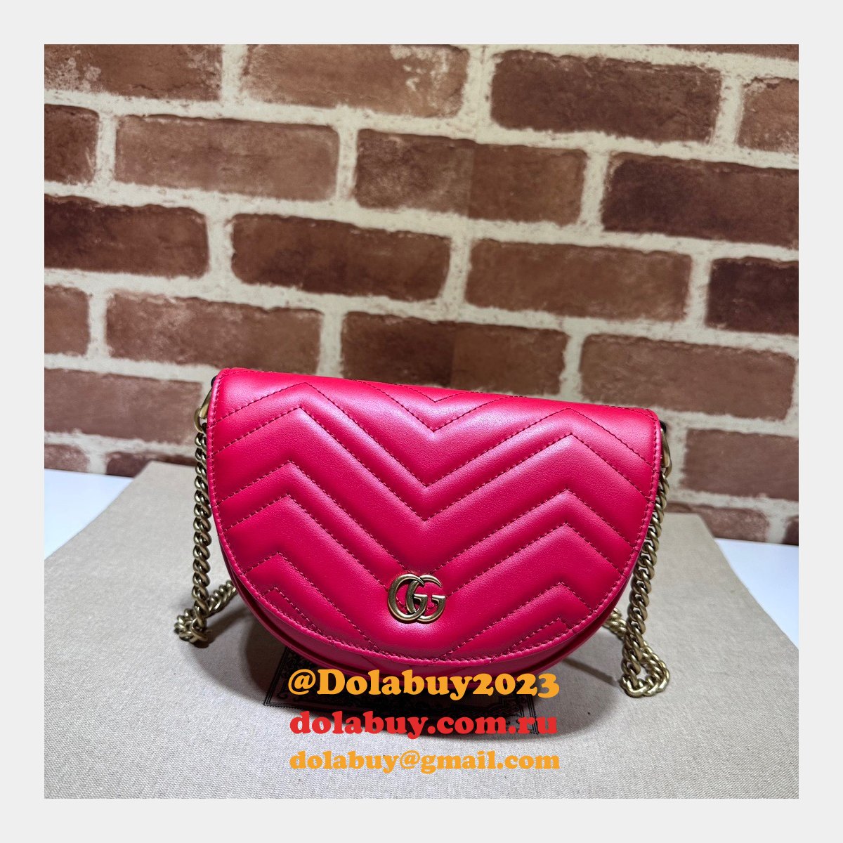Offers 1:1 Replica Gucci GG Marmont 746431 Matelassé Chain Bag