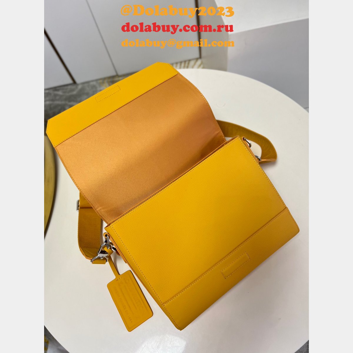 Louis Vuitton Fake Takeoff Messenger LV Aerogram Men M57080 Bag