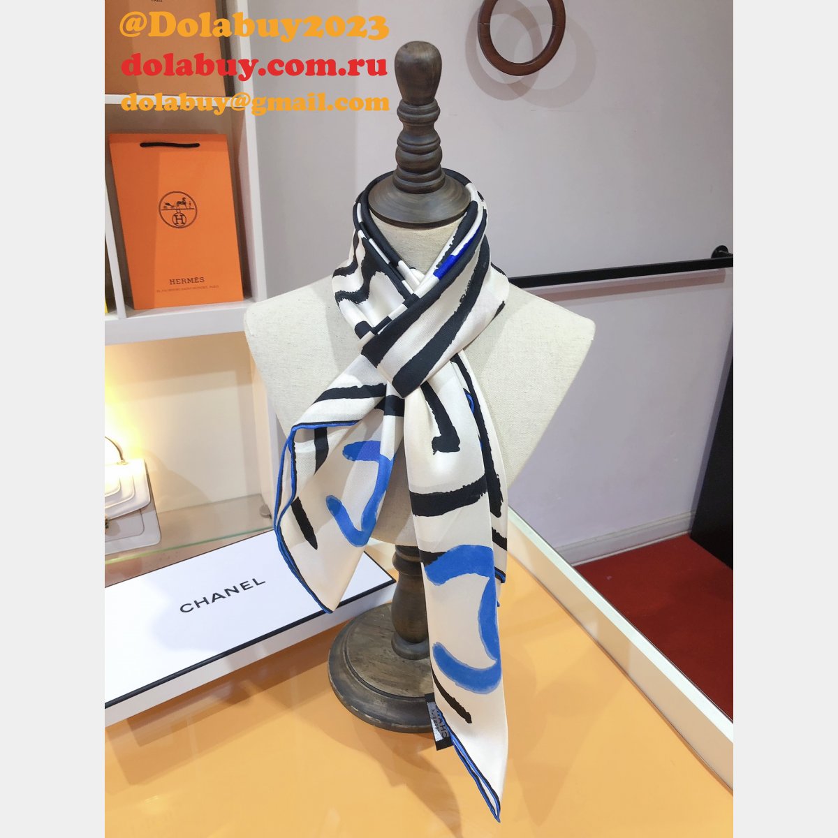 CC High Quality Women''s Scarves and Wraps for sale
