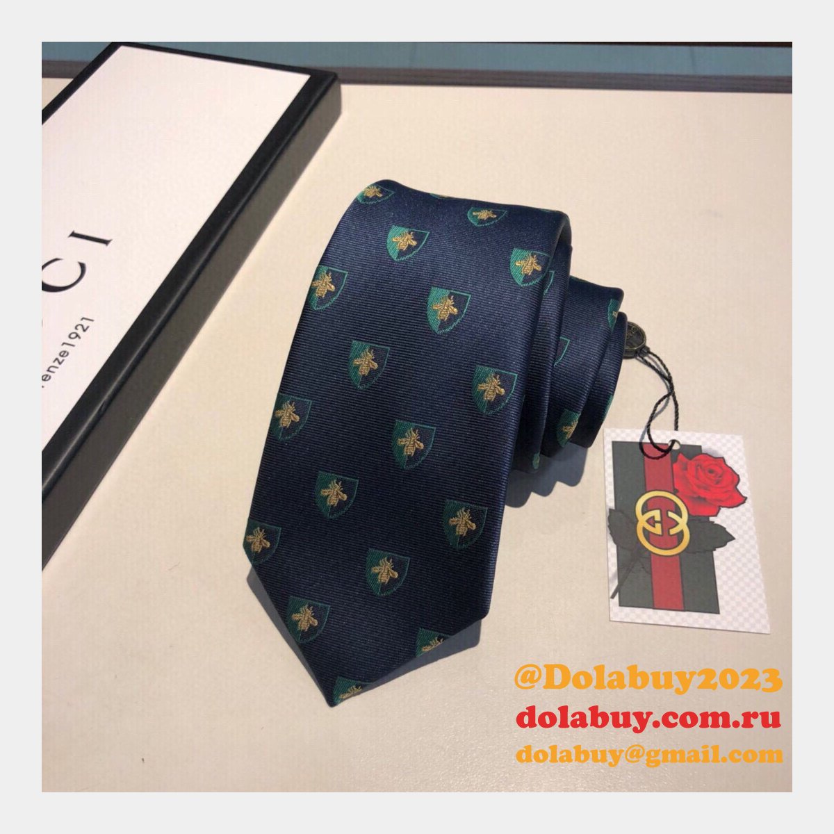 Gucci Silk tie Jacquard crafts insect pattern