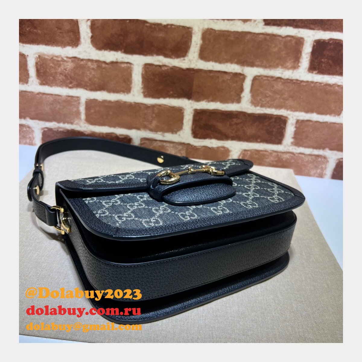 Gucci Designer Horsebit 1955 shoulder 602204 Fake bag in black and ivory GG