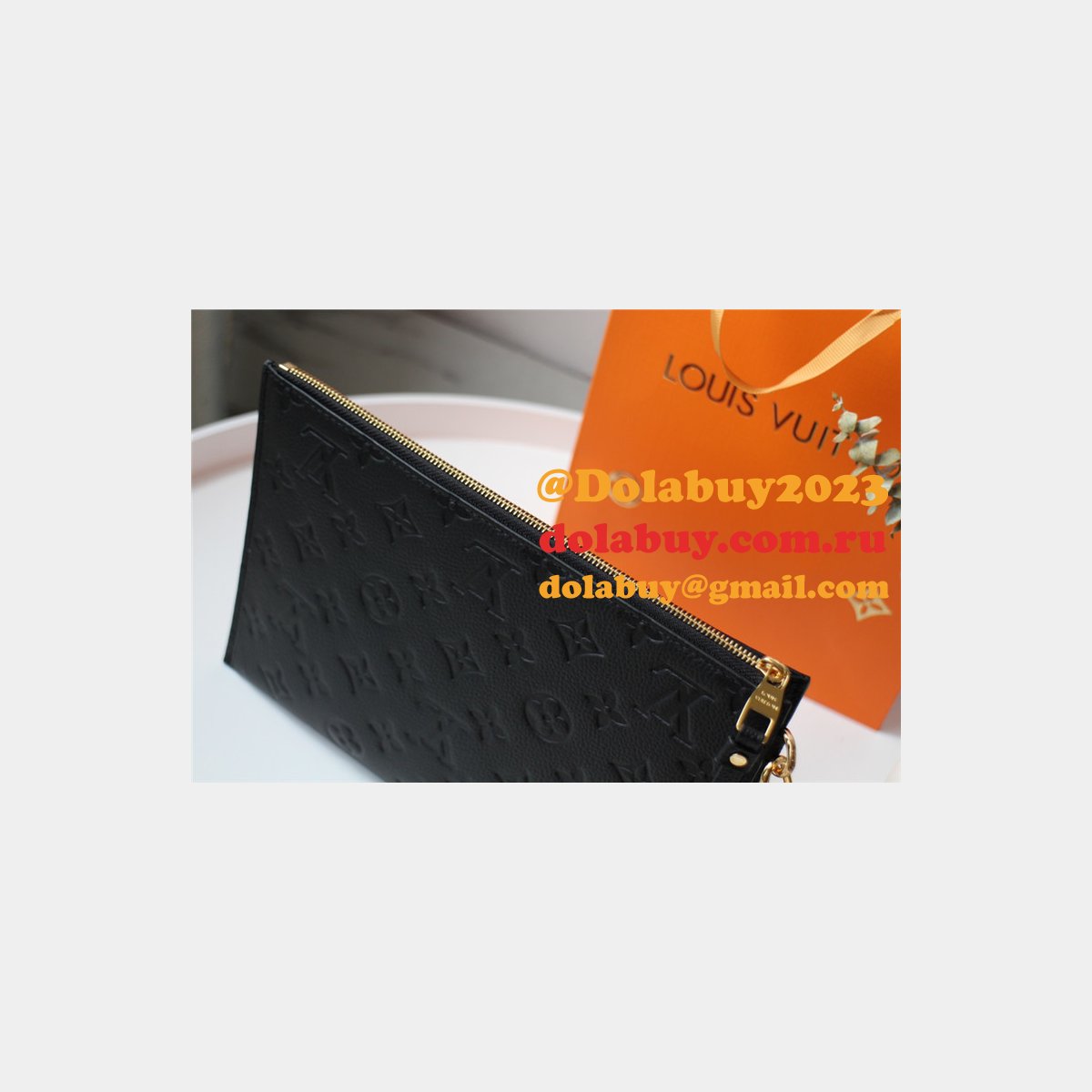 Louis Vuitton M68705 Replica Pochette Mélanie MM Monogram Empreinte Leather