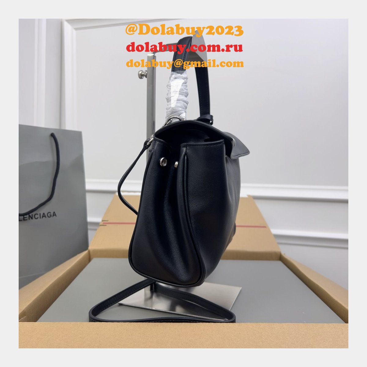 Designer Balenciaga Women''s Rodeo Handbag in Black
