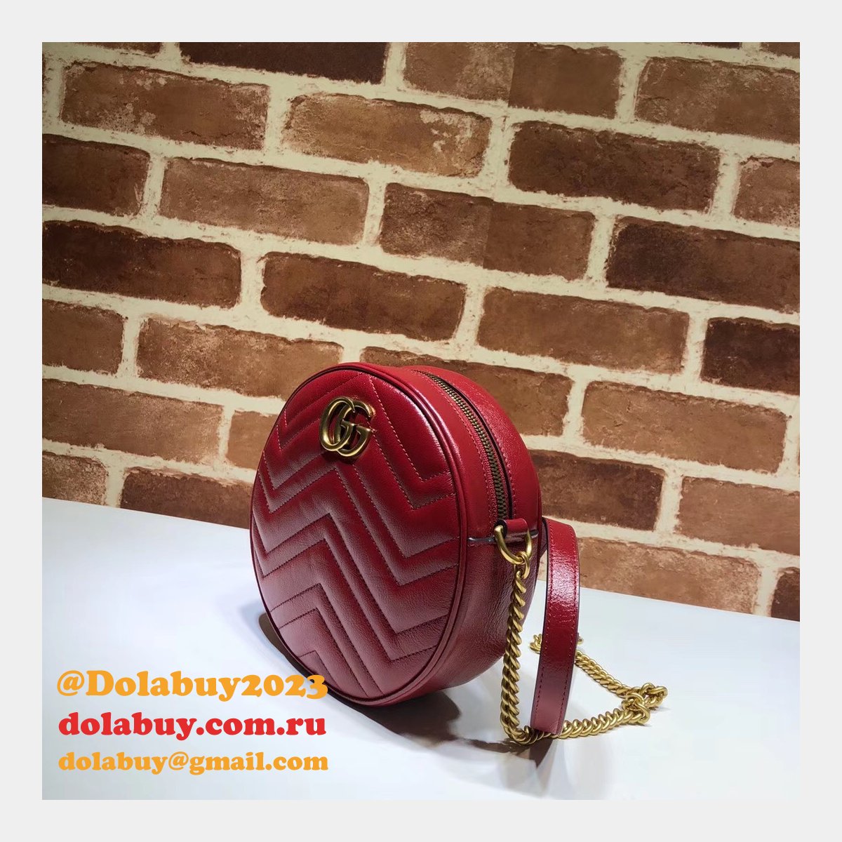Top Quality 550154 Gucci GG Marmont mini round shoulder bag