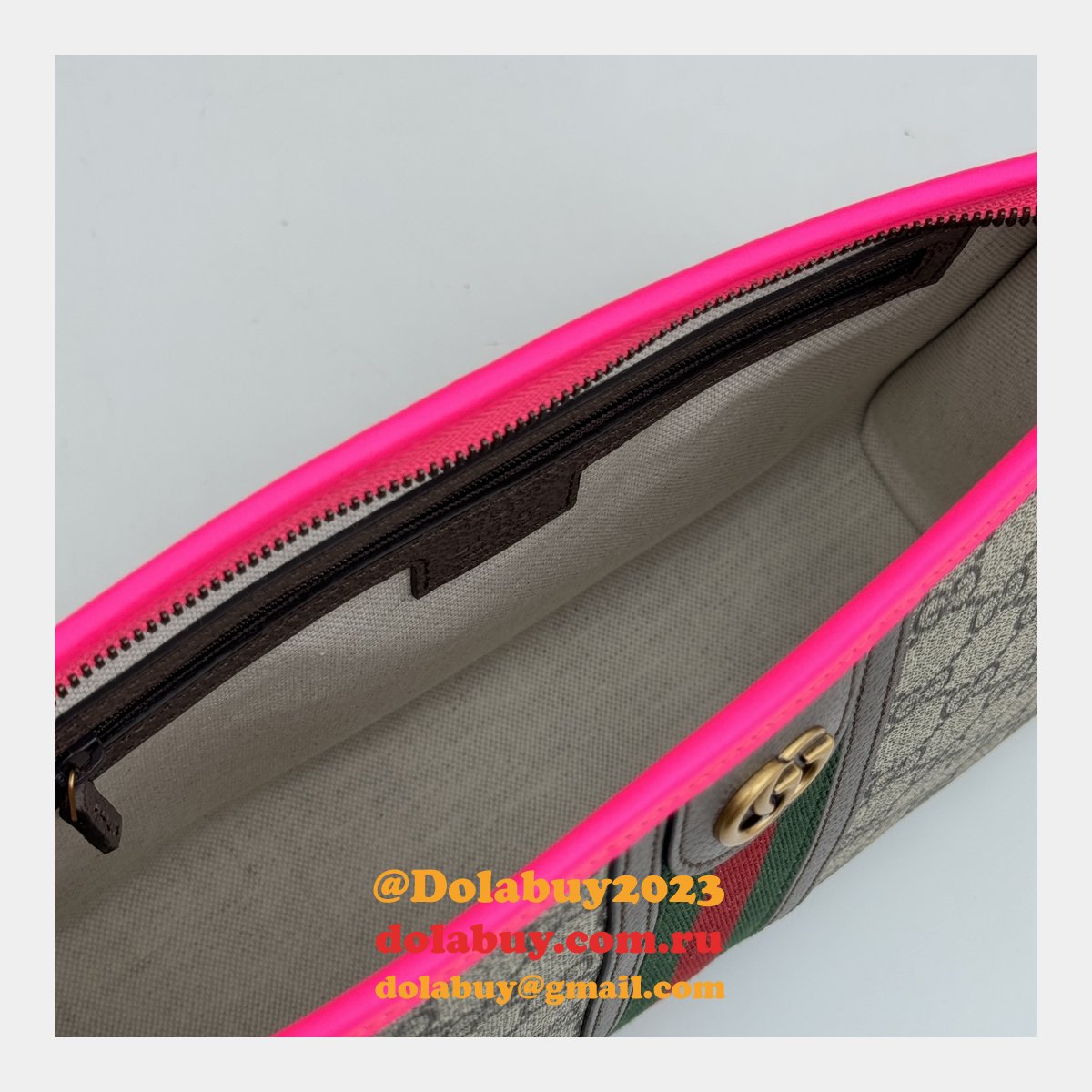 Designer Gucci Replicas 598234 Duplicate GG Supreme Ophidia Toiletry Case
