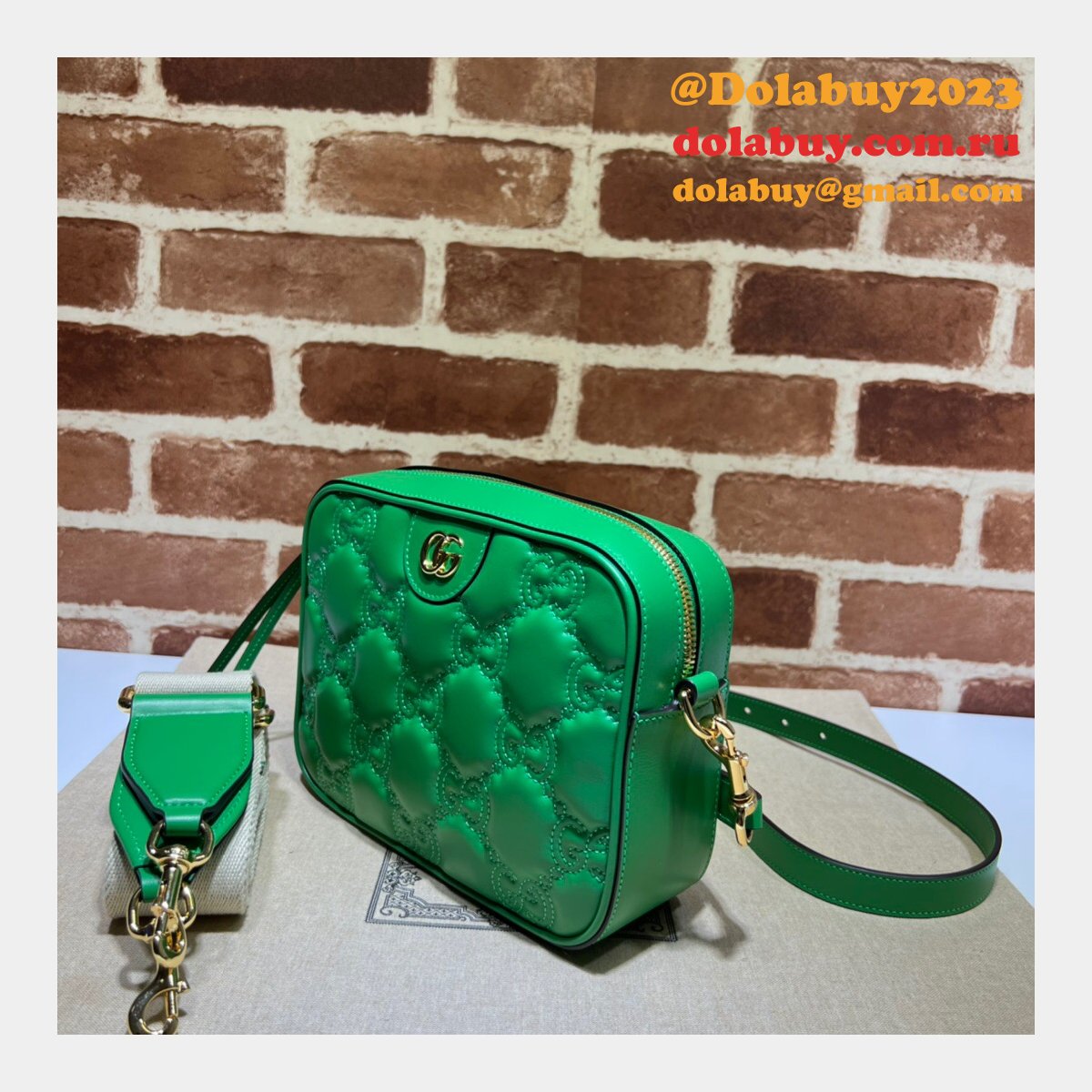 Fake Gucci Designer GG matelassé leather shoulder 702234 Bags