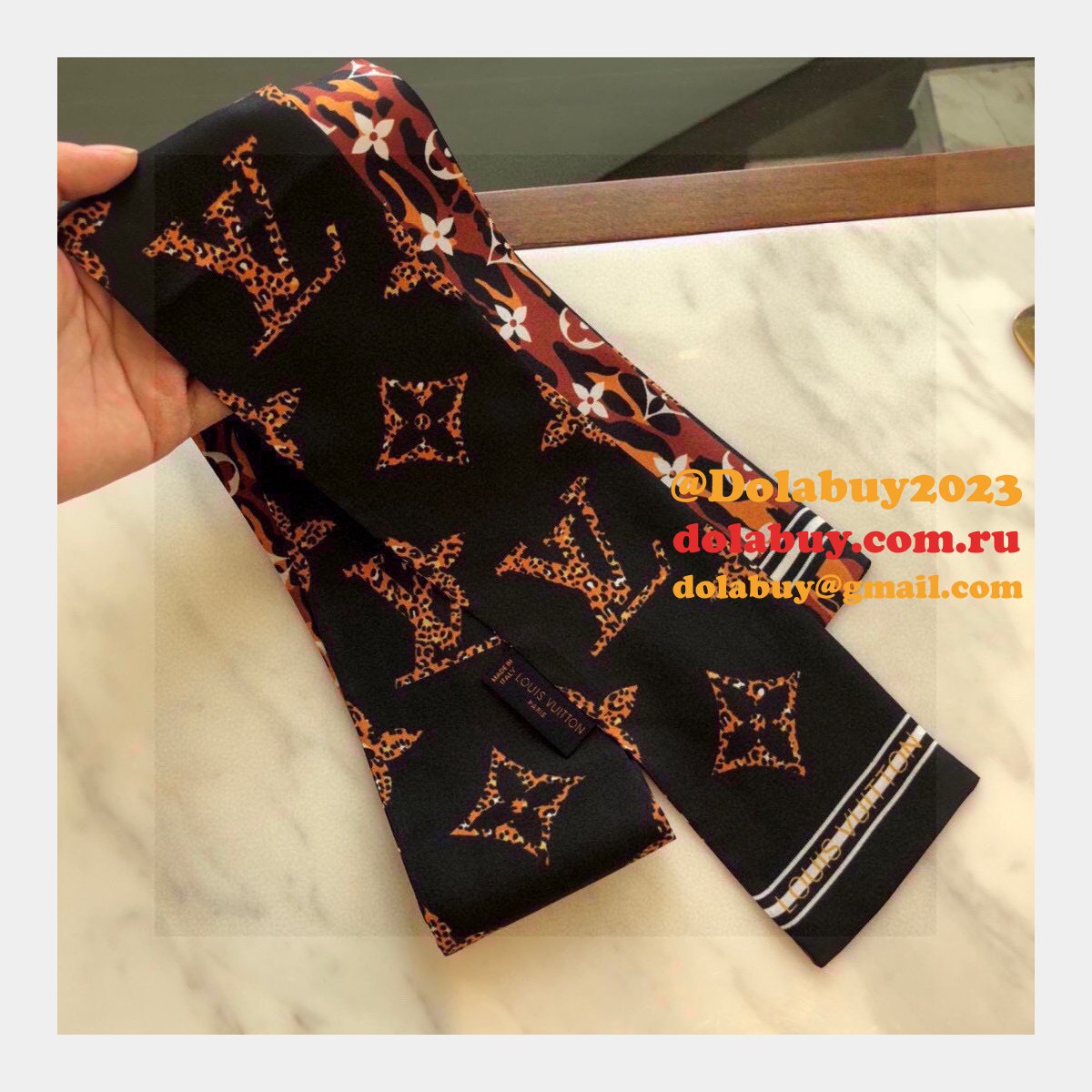 Louis Vuitton Luxury scarf for Sale Women''s Scarves