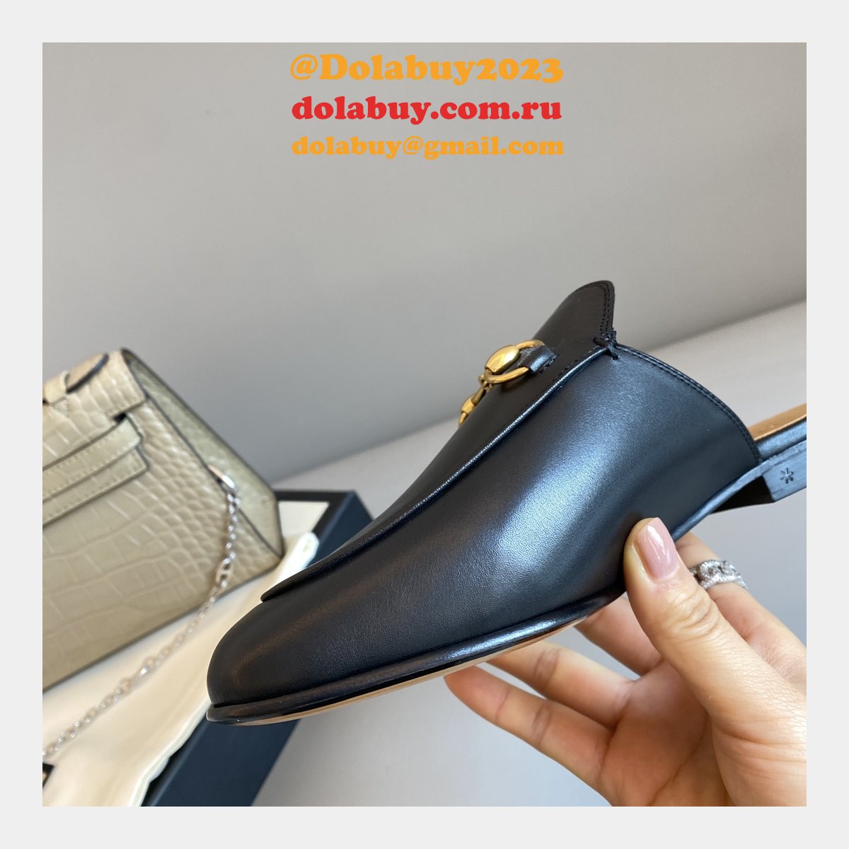 Only sell high-quality designer Fake Gucci Shoes