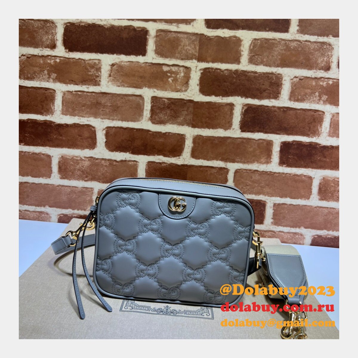 Fake Gucci Designer GG matelassé leather shoulder 702234 Bags