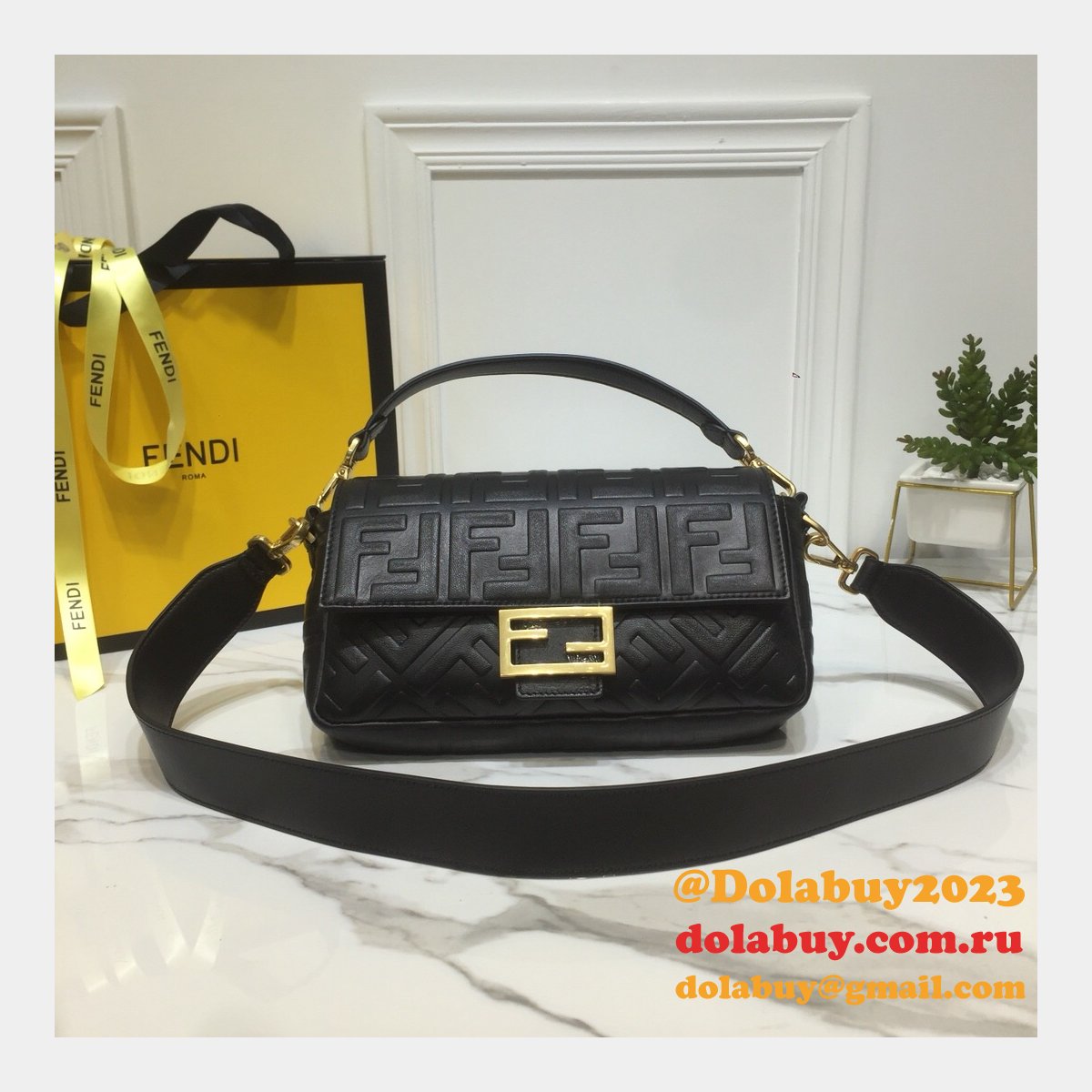 Fendi Baguette Medium Bag 8BS600 Black/white