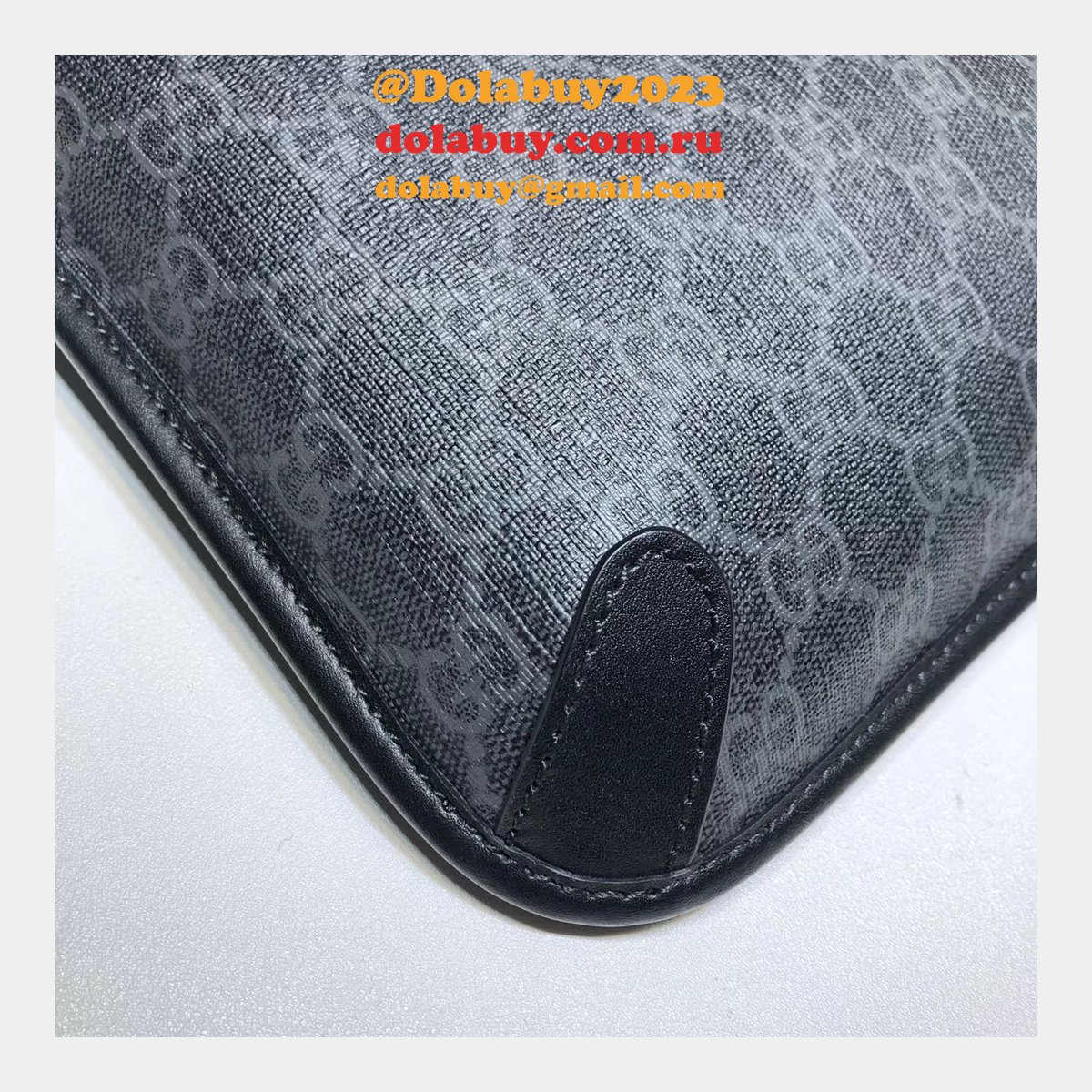 Gucci AAA+ 599521 Shoulder Bag Men High Quality