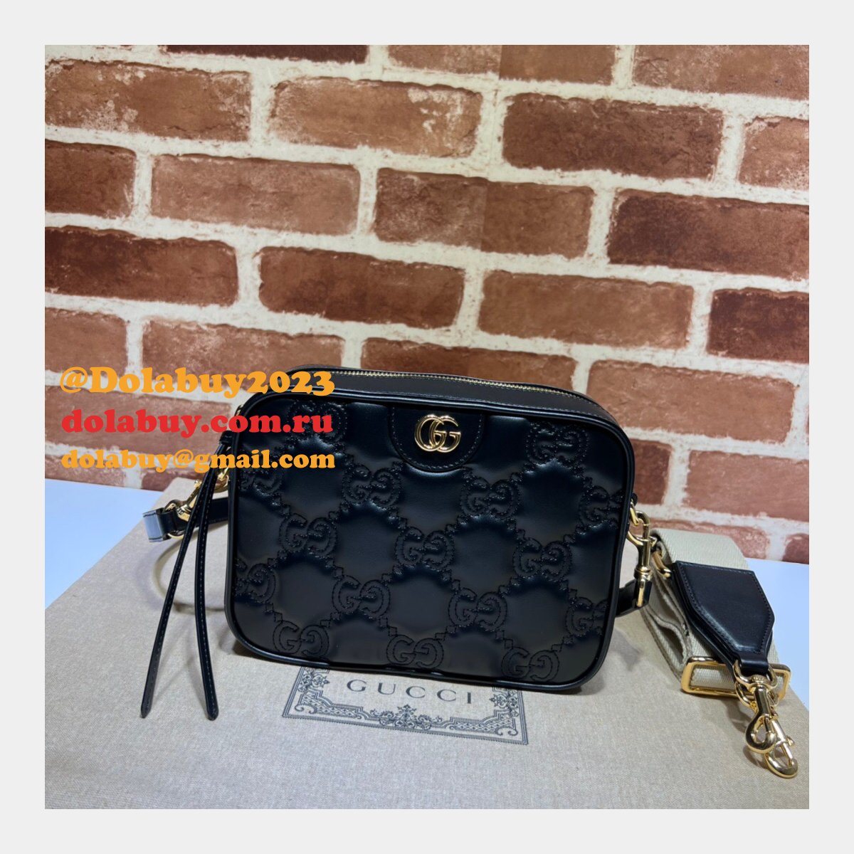 Fake Gucci Designer GG matelassé leather shoulder 702234 Bags