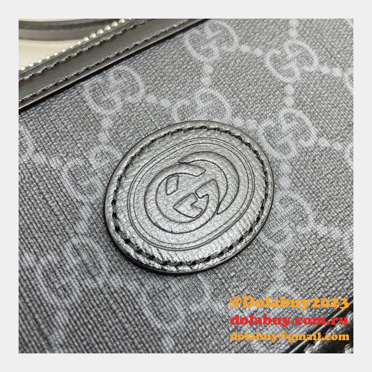 Gucci Luxury Designer Mini bag with Interlocking G 671674 GG Supreme