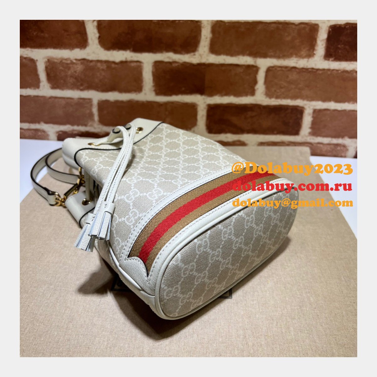 Gucci 550621 Ophidia small GG bucket Best Replica bag