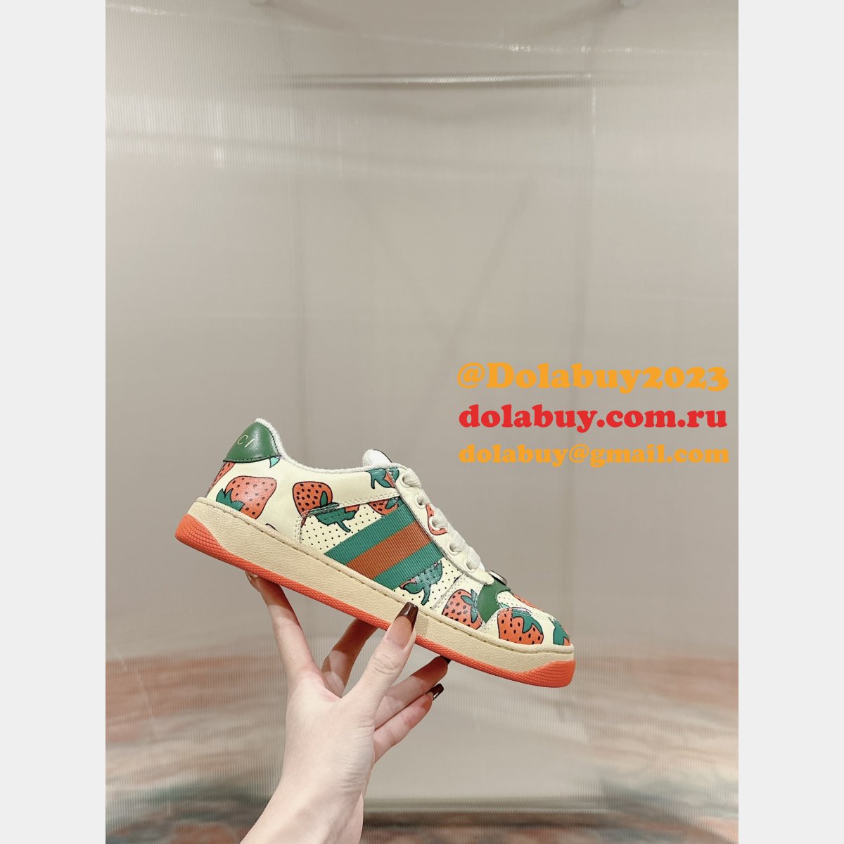 gucci Women