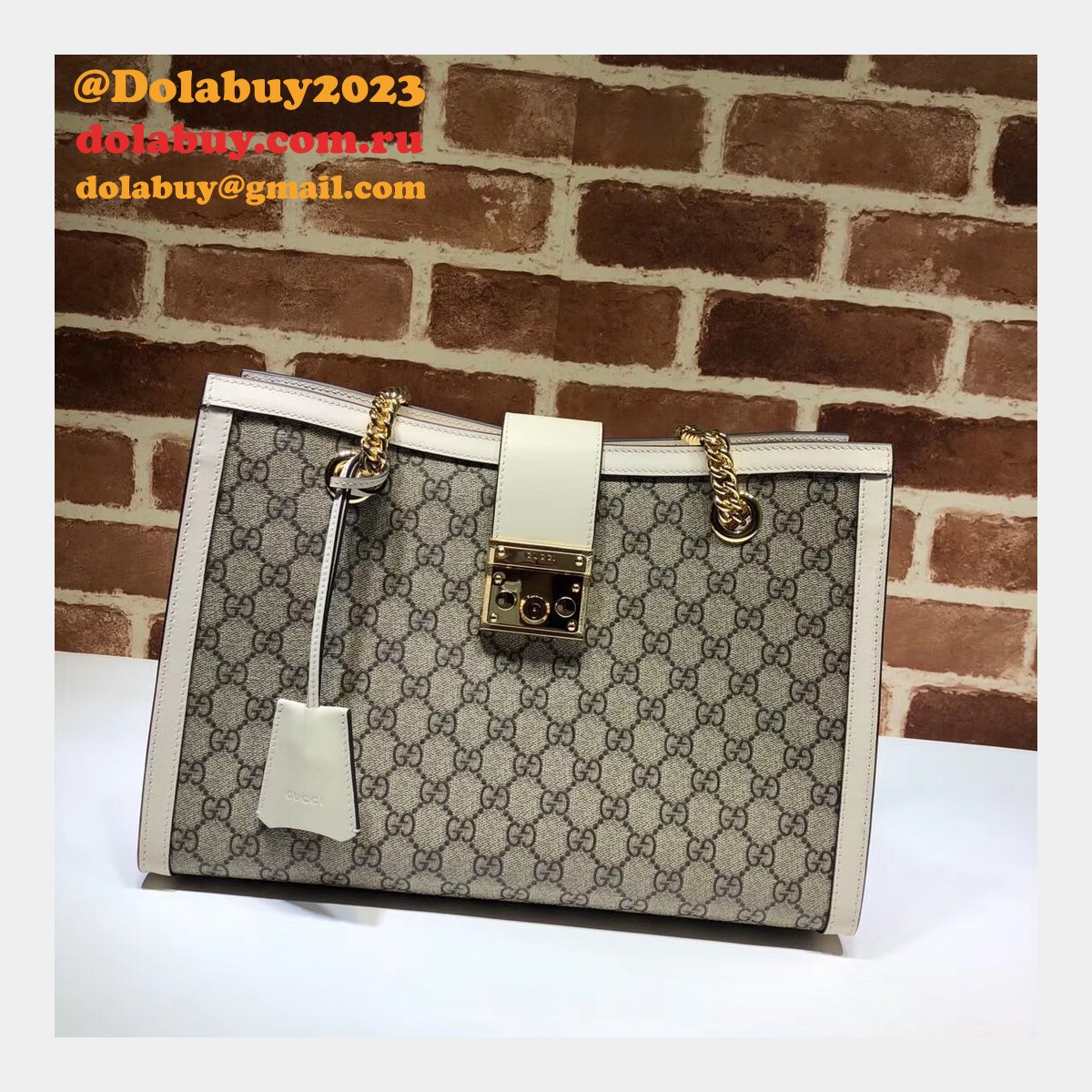 Replicas Gucci Padlock medium GG shoulder bag ‎479197