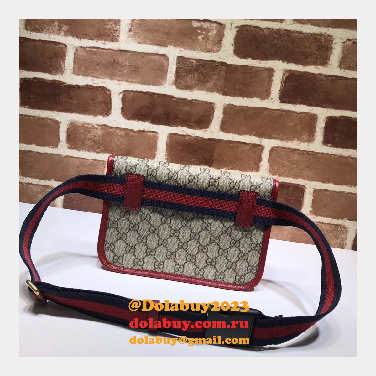 Designer Gucci Neo Vintage GG Supreme belt Replica 493930 bag