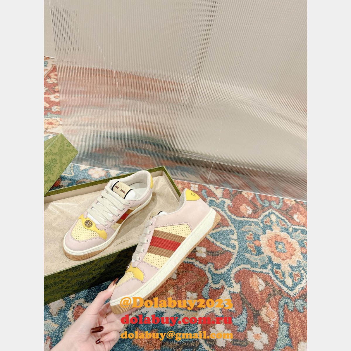 gucci Women