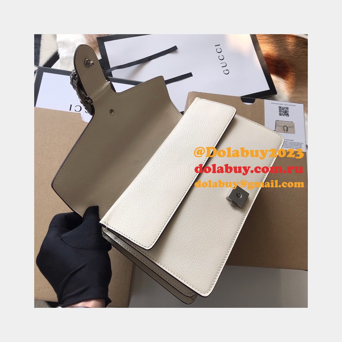Wholesale Replica Gucci 400249 Dionysus GG Supreme Shoulder White Bag