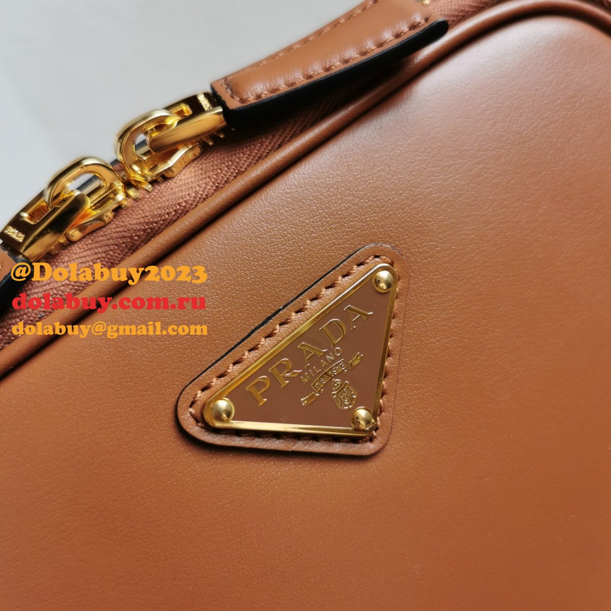 Prada 1BH203  Saffiano Leather Replica Envelope Best Bag
