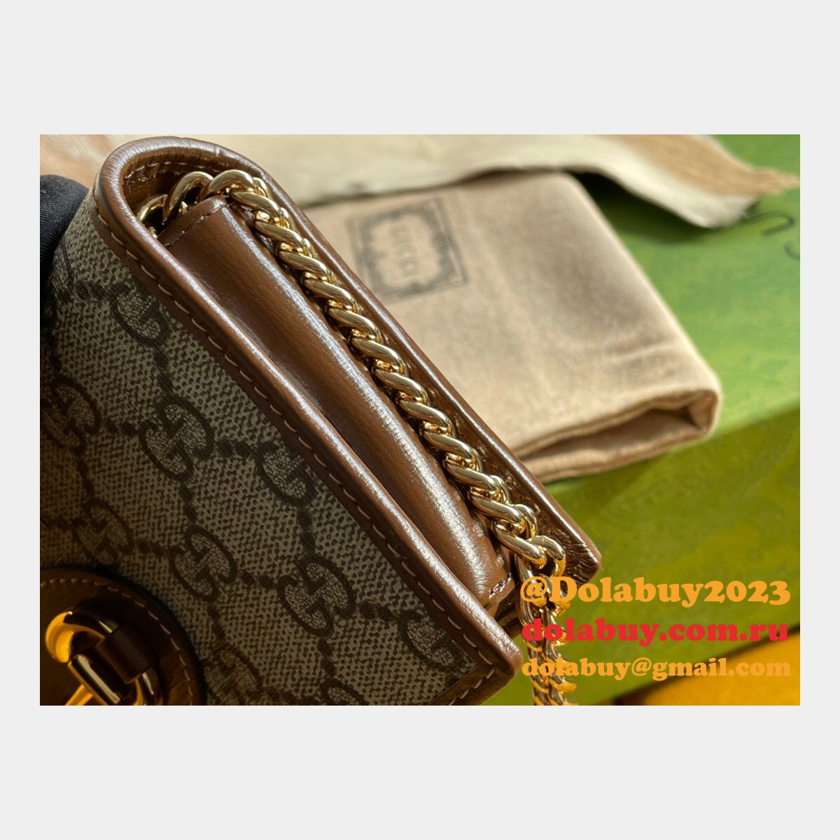 Designer Gucci Replicas Horsebit 1955 wallet with chain 621892 GG Supreme