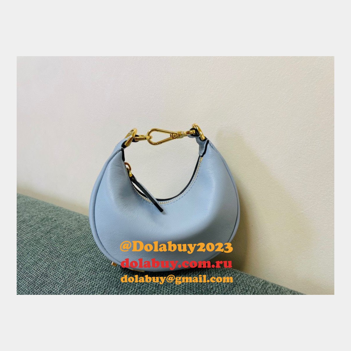 Top Mini Nano Fendi Replica graphy bags