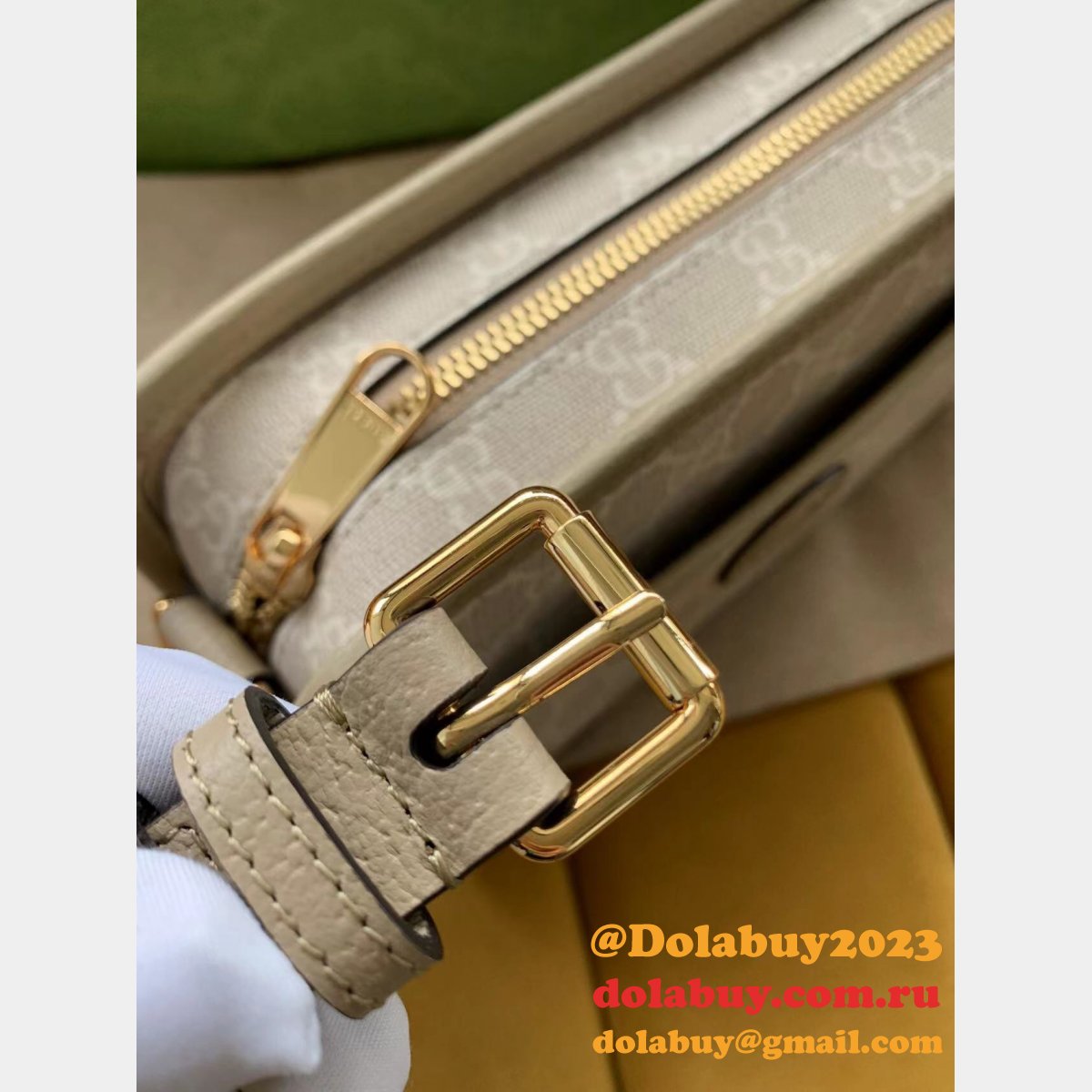 Gucci Luxury Men Replica 658572 with Interlocking G Bag