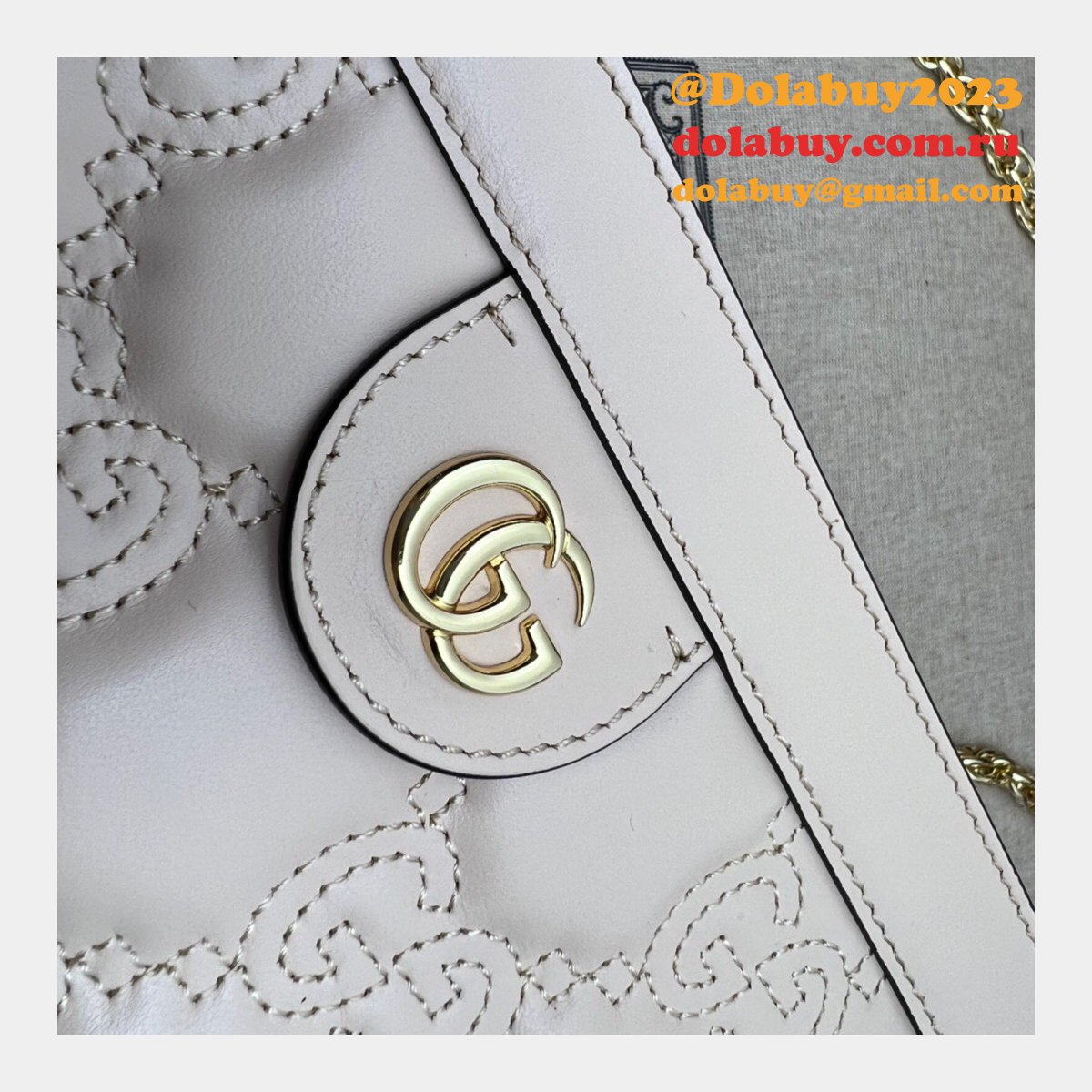 1:1 Replica Gucci 702200 GG Matelassé Leather Shoulder Bag designer bags