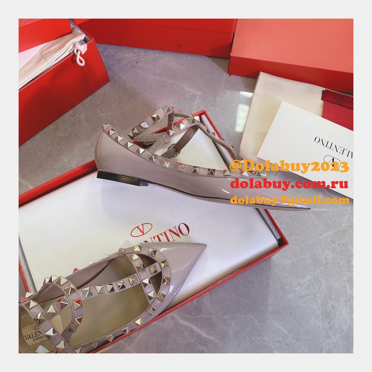 Shop Cheap Valentino Fake flat bottom two straps Shoes