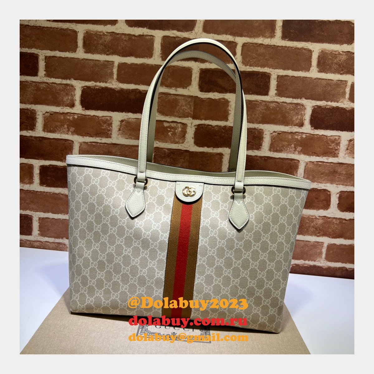 Gucci 631685 Fake Luxury Ophidia GG medium tote
