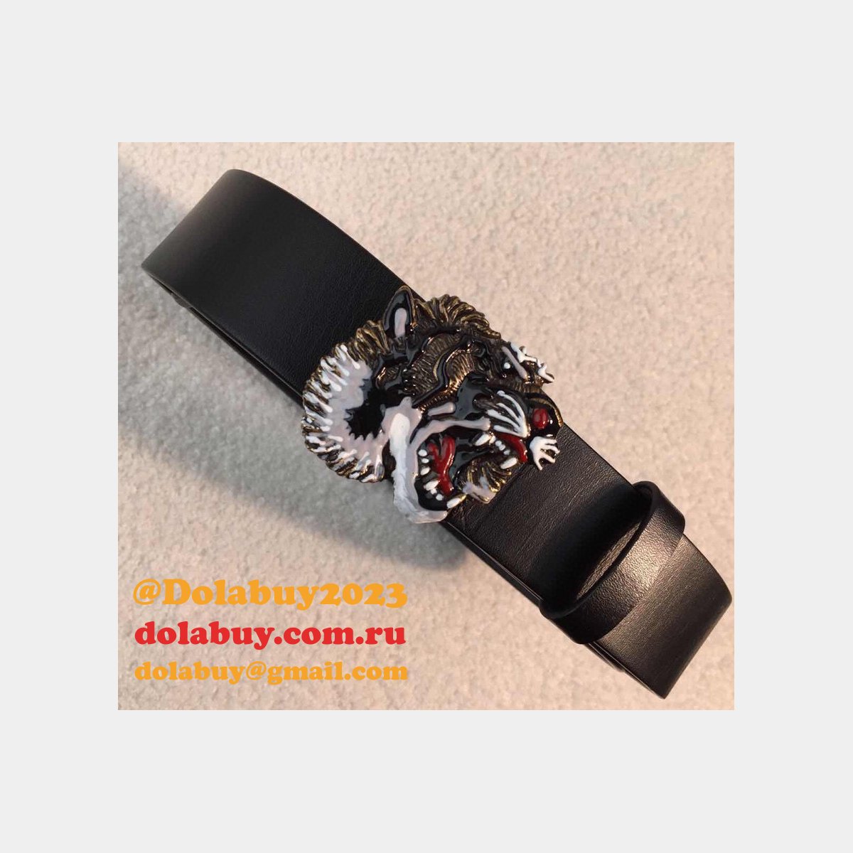 Gucci Replica Leather belt with tiger buckle black